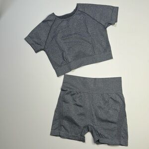 Seamless light  Grey/Blue  Short Workout Set - Size M, Excellent Condition